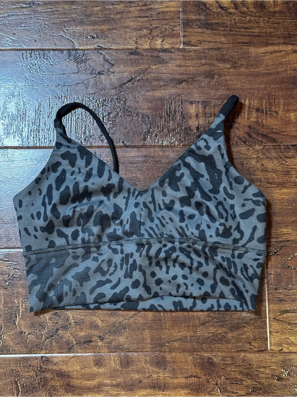 Lululemon Solo Bra *Luon Animal Swirl Deep Coal Light Size Small